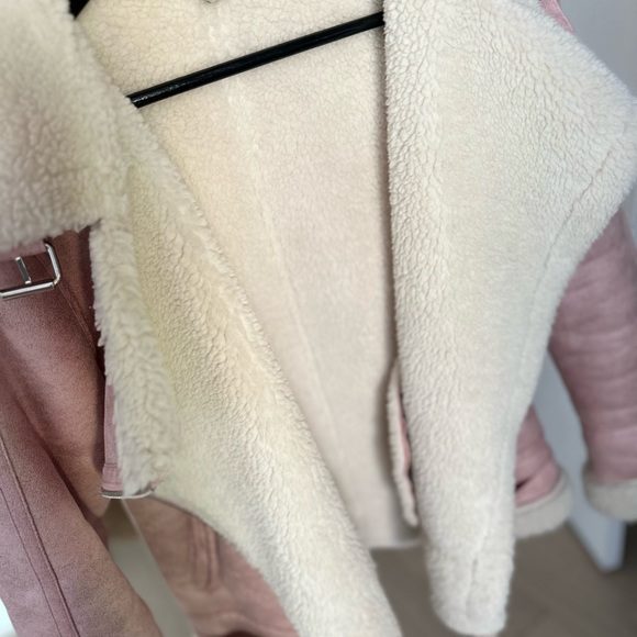 SOLD Pink Bomber Sherpa, mint condition from ASOS - Picture 2 of 3